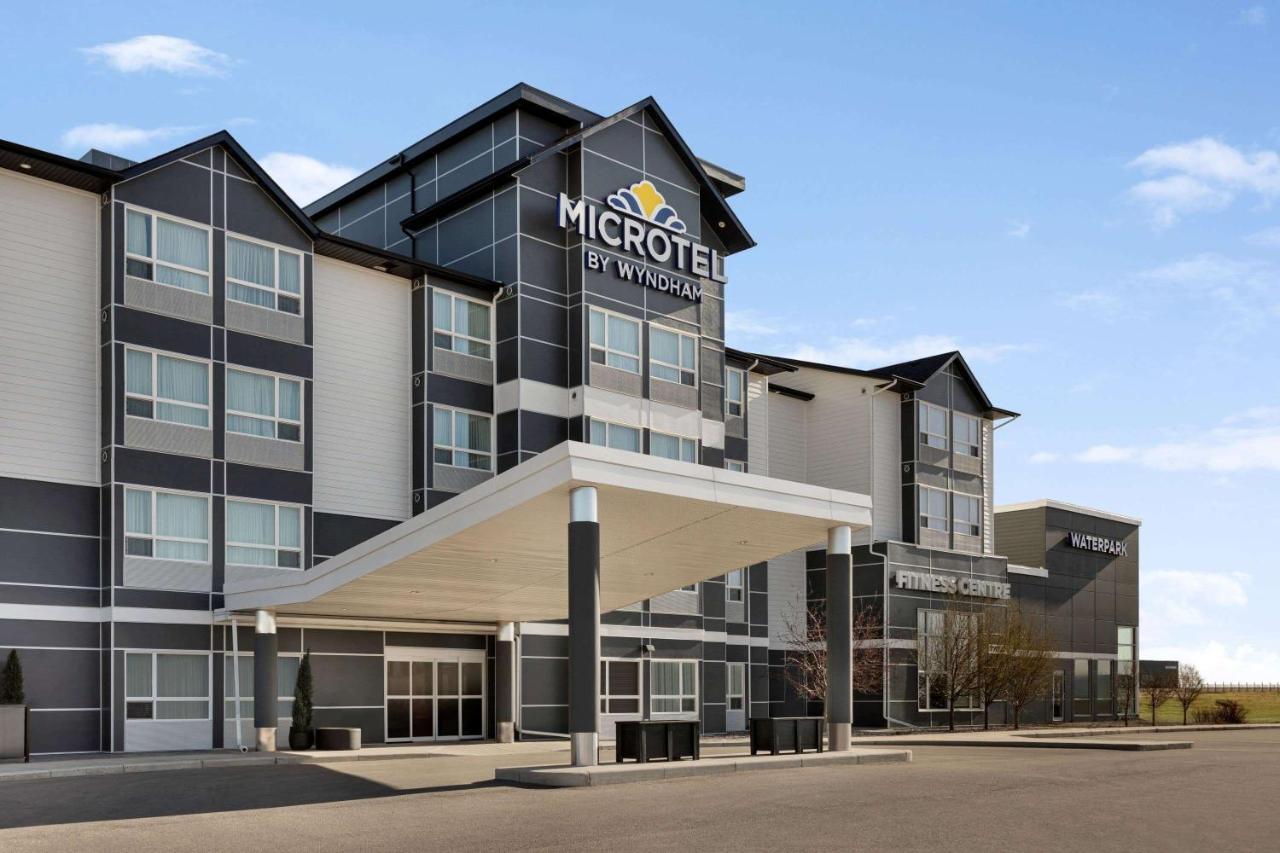 Microtel Inn And Suites By Wyndham Weyburn Eksteriør billede