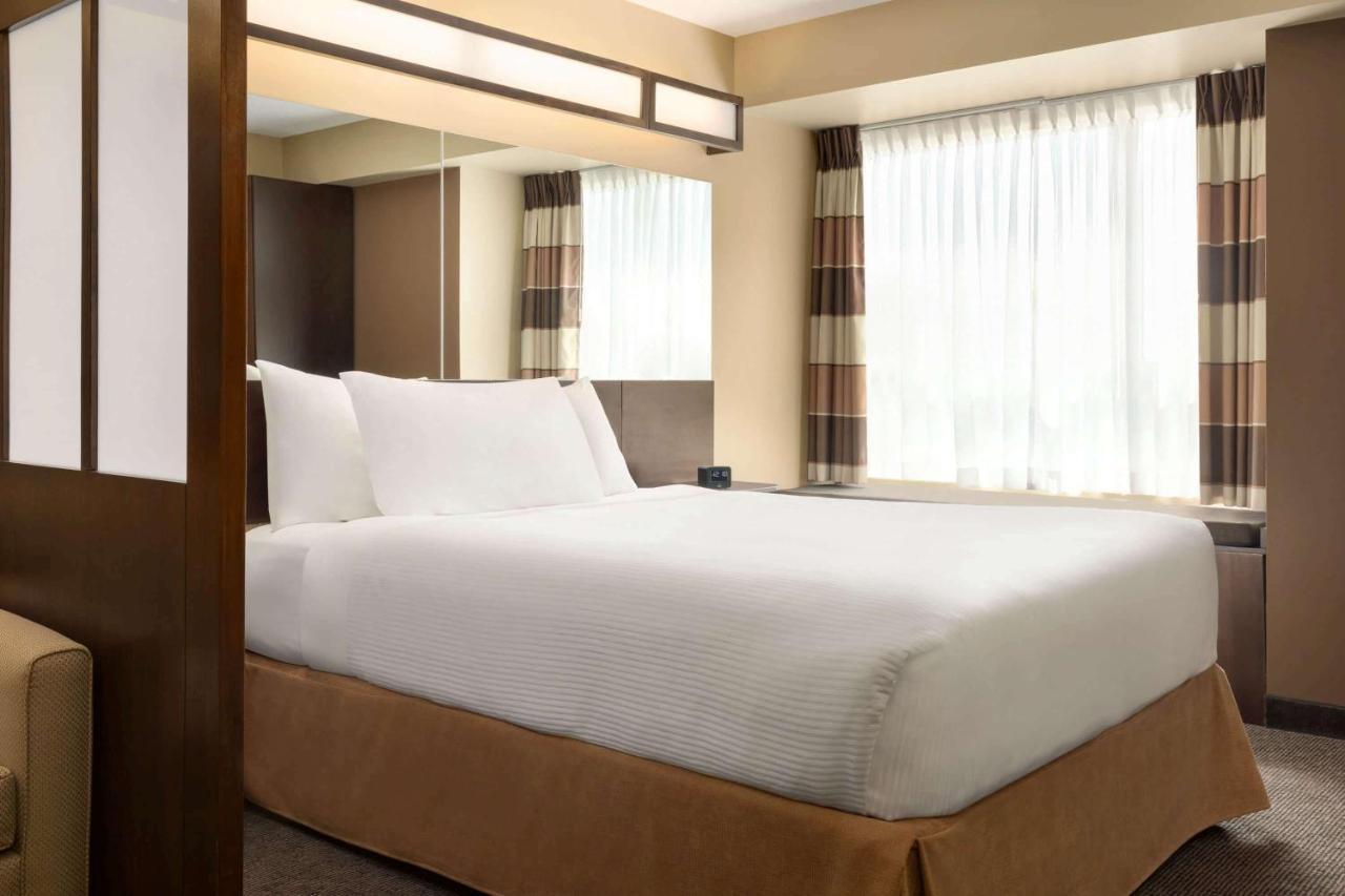 Microtel Inn And Suites By Wyndham Weyburn Eksteriør billede